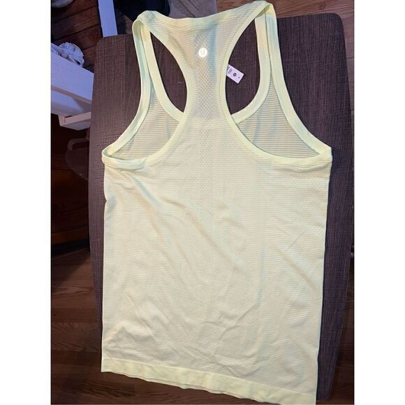 Lululemon Athletica neon tank size 6 - Picture 4 of 4